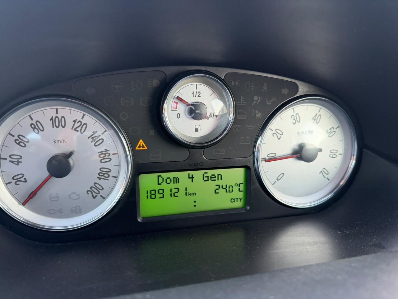 Lancia Ypsilon 1.2 69 CV Unyca