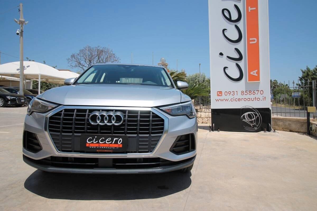 Audi Q3 35 TFSI 150cv Business 6marce|2021