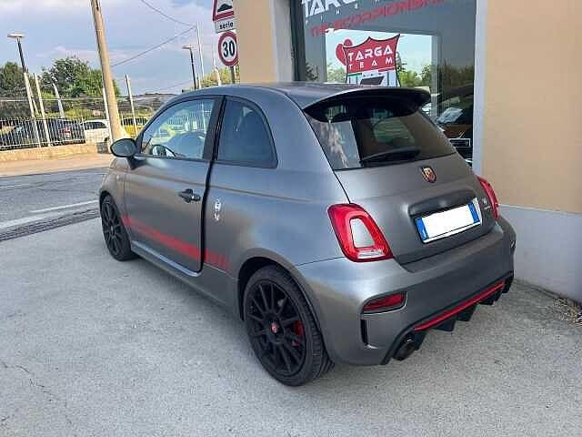 Abarth 595 1.4 Turbo T-Jet 180 CV Esseesse