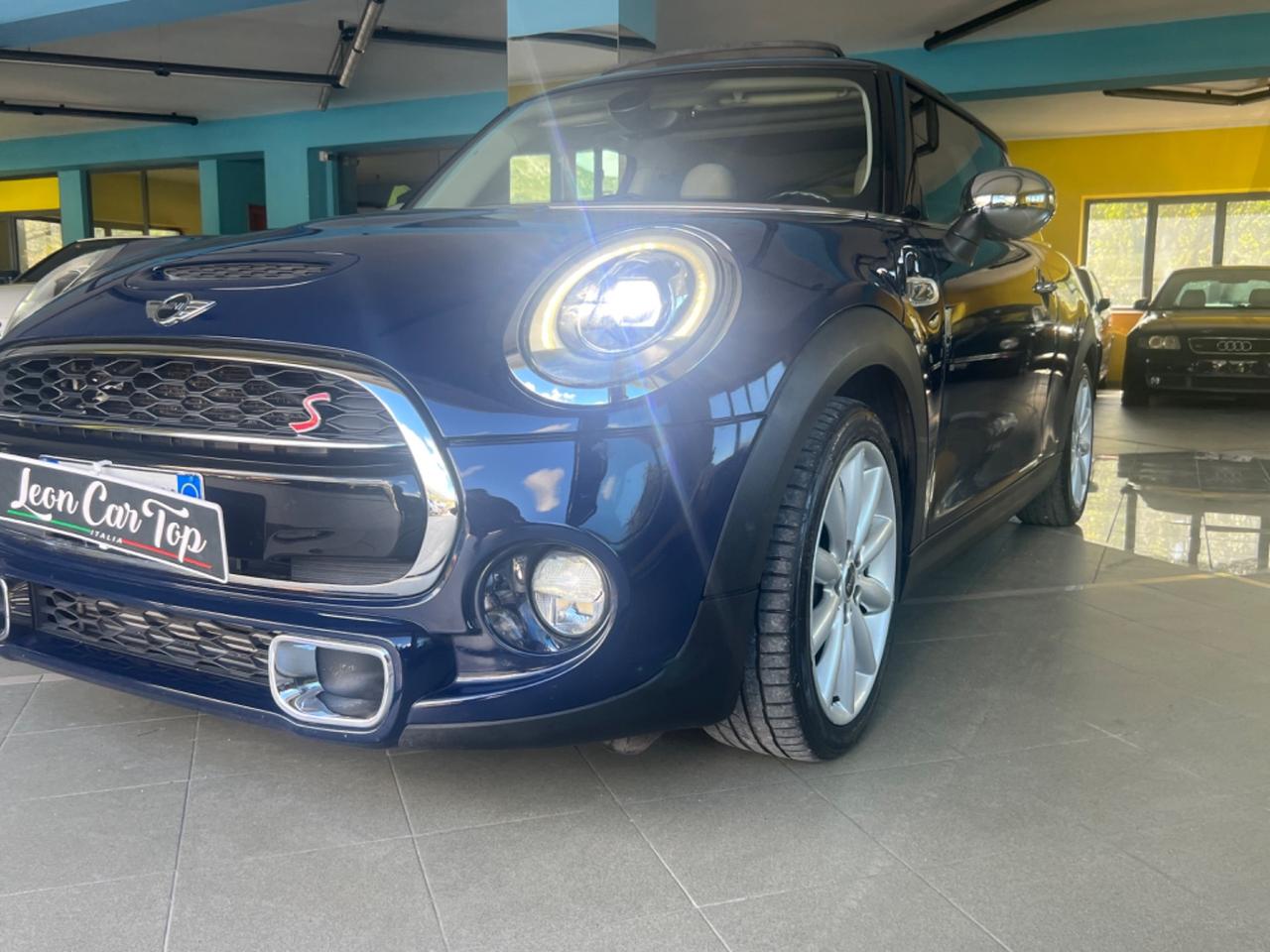 Mini 2.0 Cooper SD Boost automatico tetto full accetto permute e finanziamenti