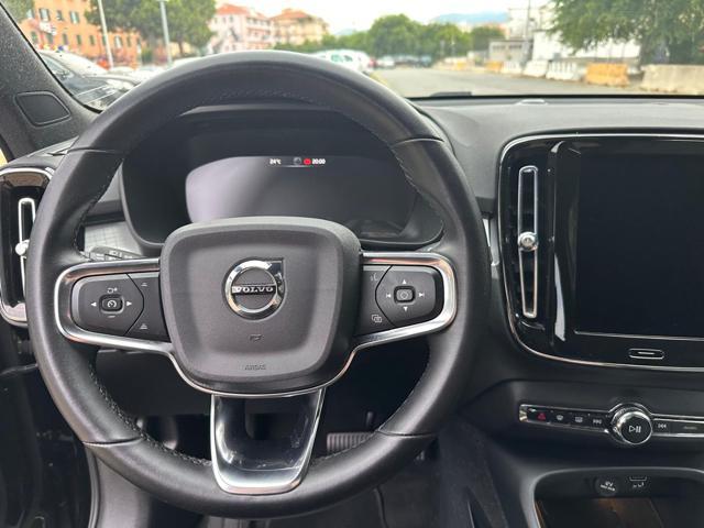 VOLVO XC40 T2 automatico Essential