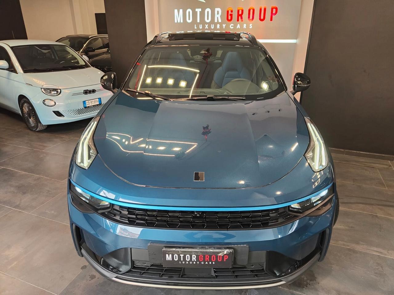 Lynk&co 01 PHEV Tetto Apribile