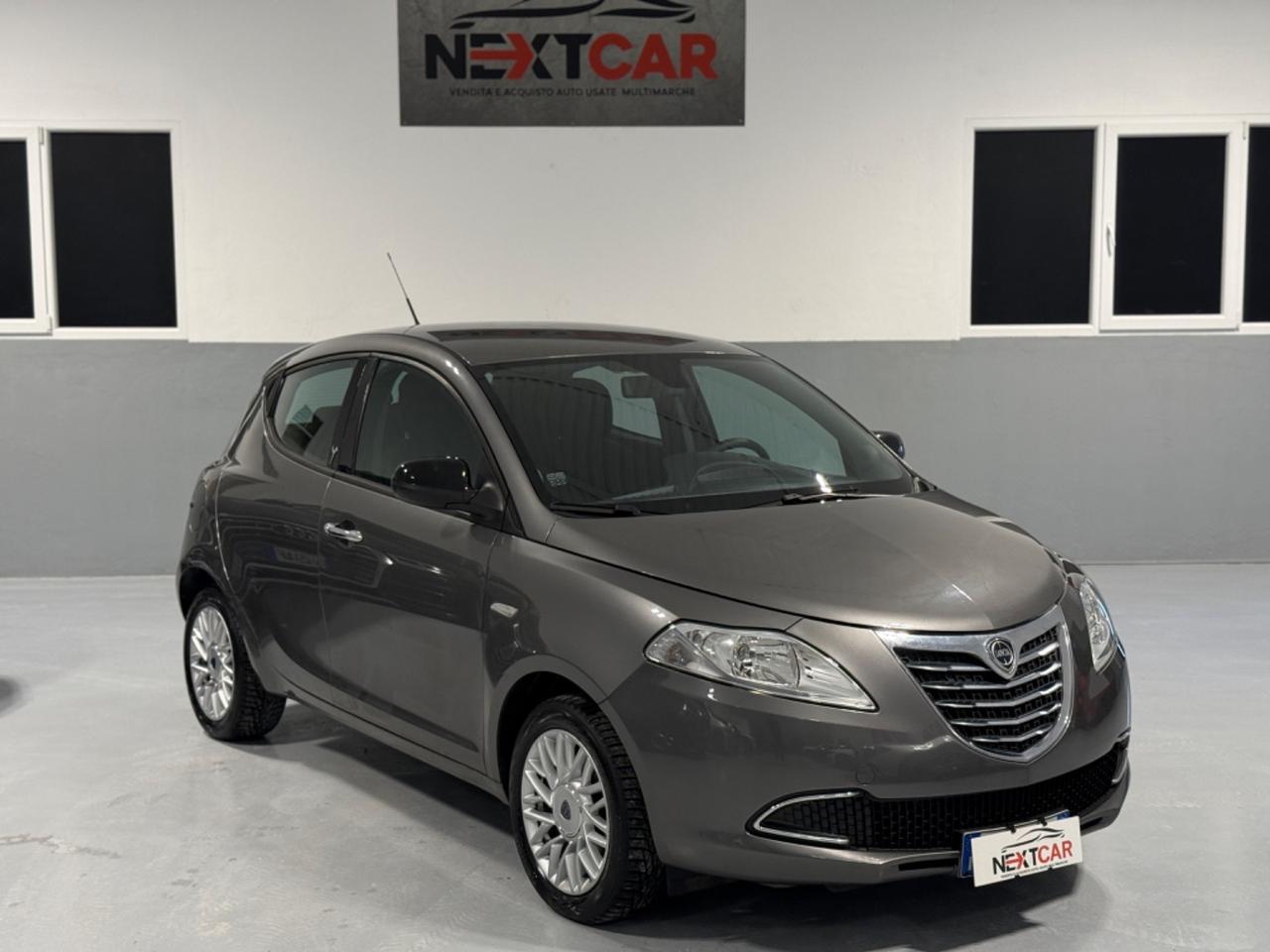 Lancia Ypsilon 1.2 69 CV 5 porte Platinum