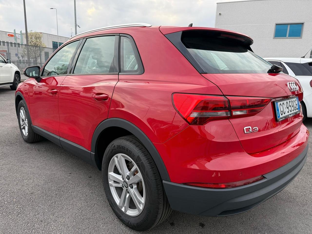 Audi Q3 35 TDI S tronic Business