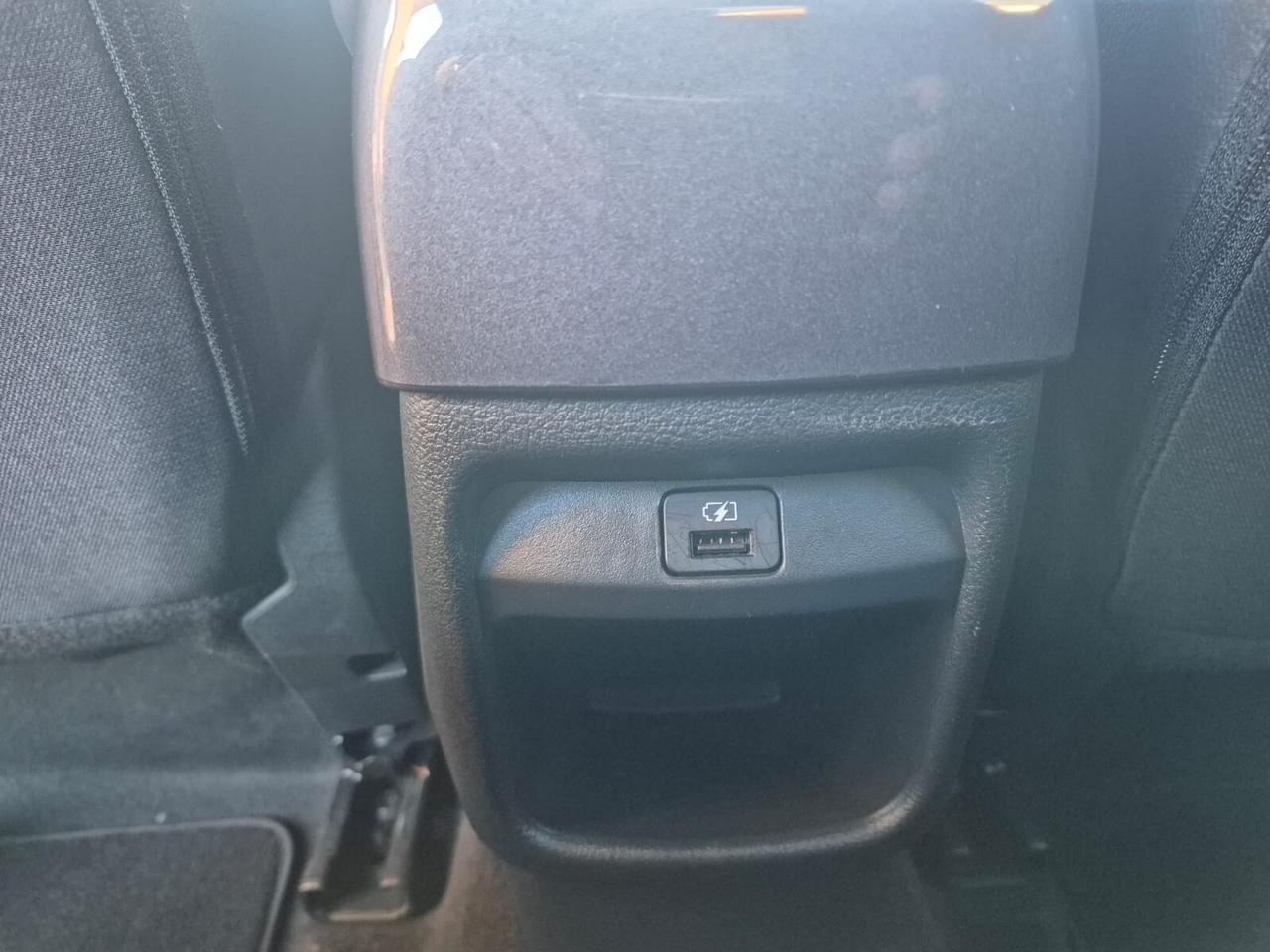 Nissan Juke 1.6 HEV N-Connecta *SOLO 19.000KM*
