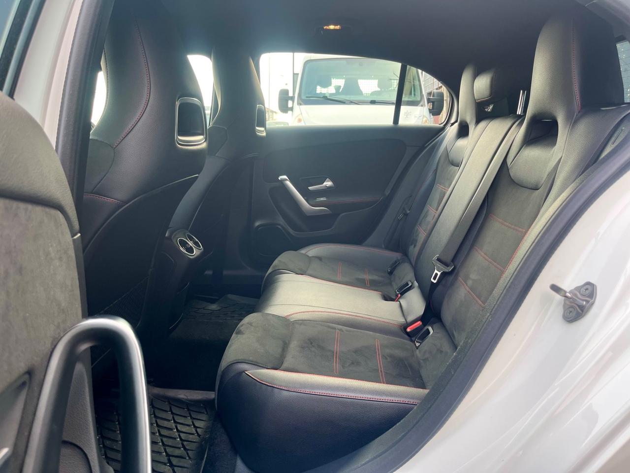 Mercedes-benz A 180 d Automatic Premium AMG