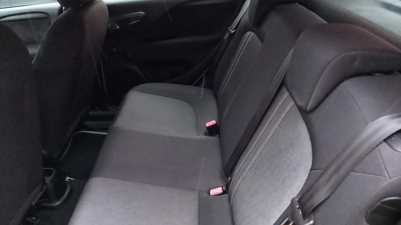 Fiat Punto 1.3 MJT II 75 CV 5 porte Street