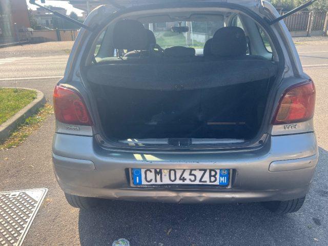 TOYOTA Yaris 1.3i 16V cat 3 porte Sol Blue