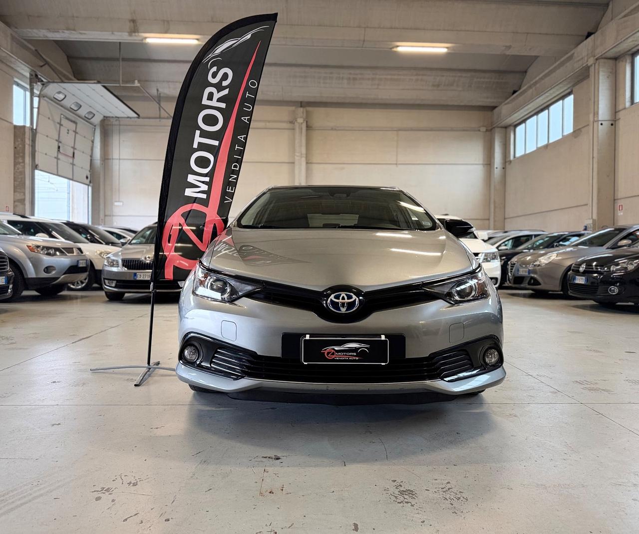 Toyota Auris 1.8 Hybrid Black Edition AUTOMATICA NEOPATENTATI