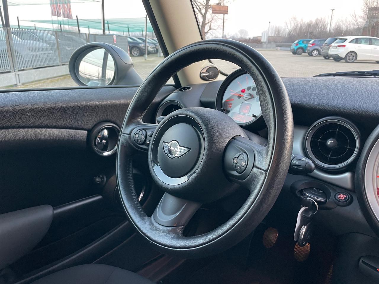 Mini Cooper III R56 Hatchback 1.6 122cv FL