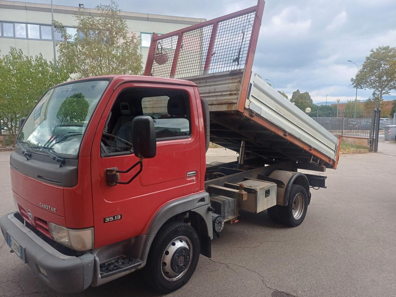 Cabstar 3.0 diesel Ribaltabile 6/2005