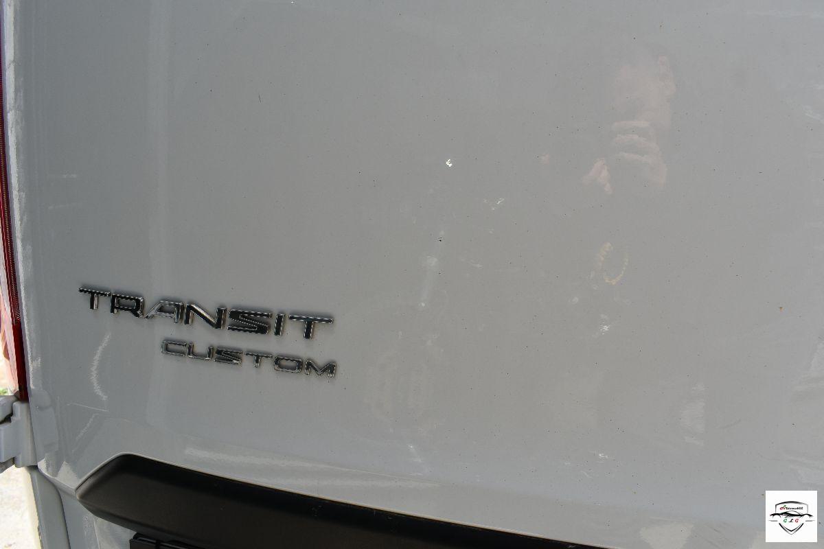 FORD TRANIT CUSTOM 170 CV L1 H1 HYBRID