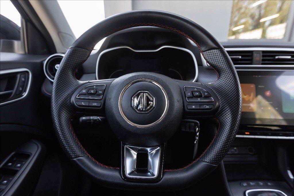 MG ZS 1.5 Luxury del 2024