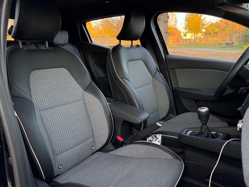 Renault Clio Clio 1.0 tce Techno 90cv "NERO ETOILE" +GPL