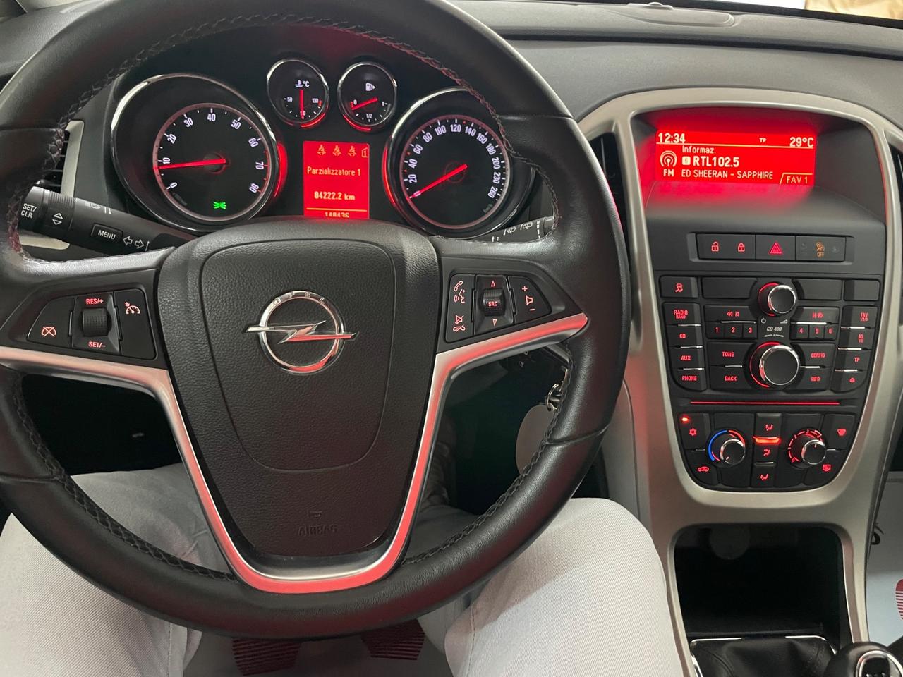 Opel Astra 1.4 100CV 5 porte Cosmo