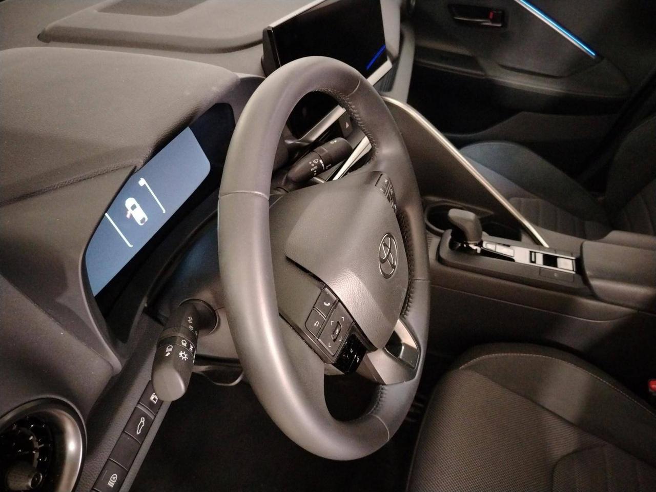 Toyota C-HR 2.0 hev Lounge fwd