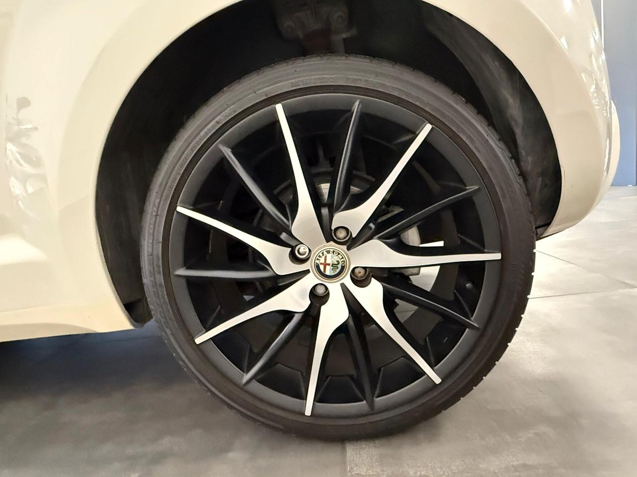 Alfa Romeo MiTo 1.4 T 170 CV Quadrifoglio Verde Sport Plus Pack