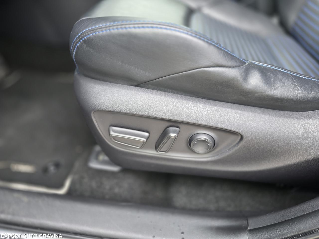 TOYOTA RAV4 STYLE HYBRID