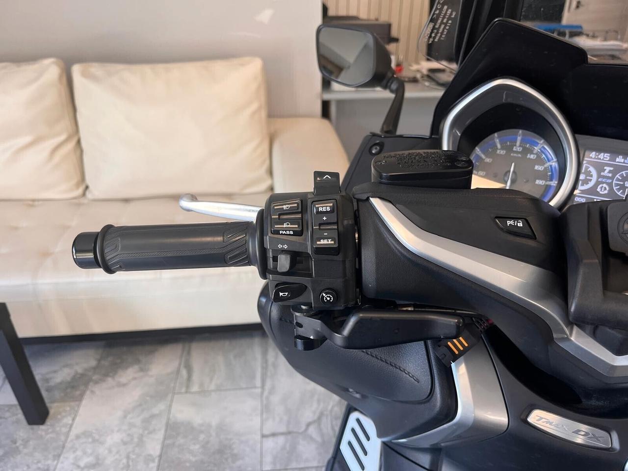 Yamaha T Max 530 TMAX DX abs- 2019