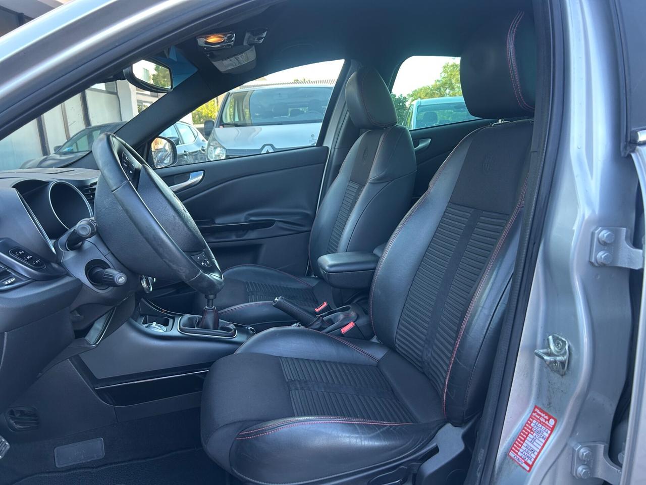 Alfa Romeo Giulietta 1.6 JTDm-2 105 CV Exclusive