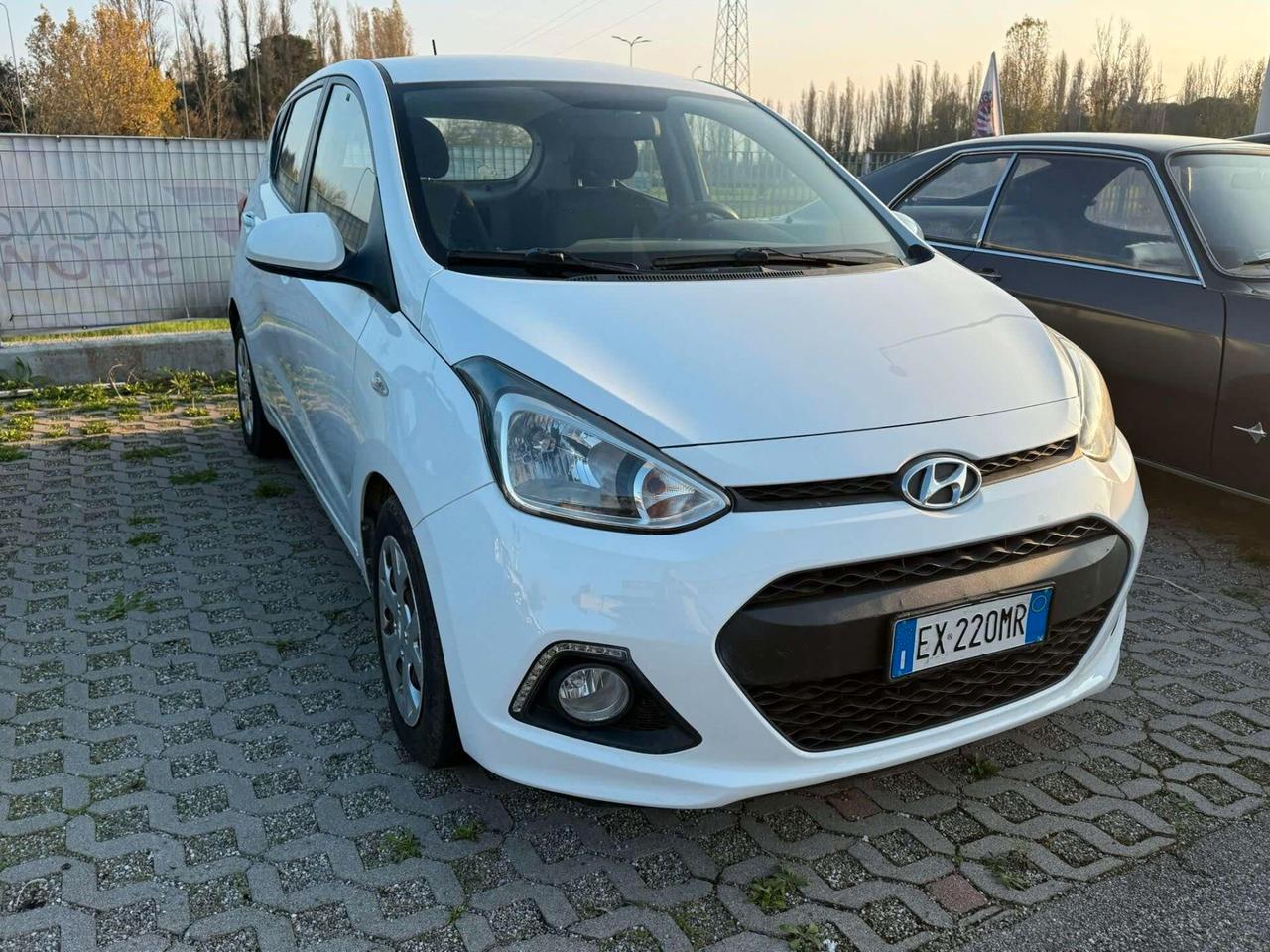 Hyundai i10 1.0 LPGI Econext Sound Edition