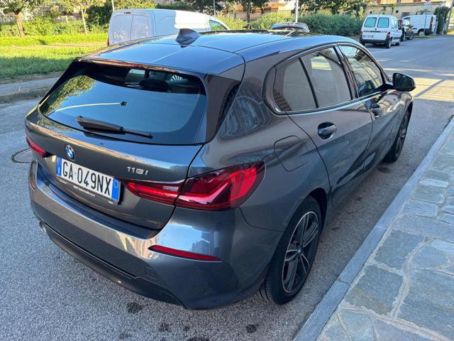 BMW 118 i 5p. Sport AUTOMATICO