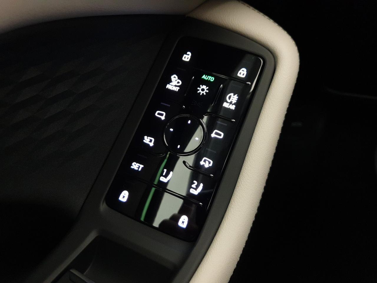 Avant 3.0TFSI 367CV quattro Stronic S line Edition