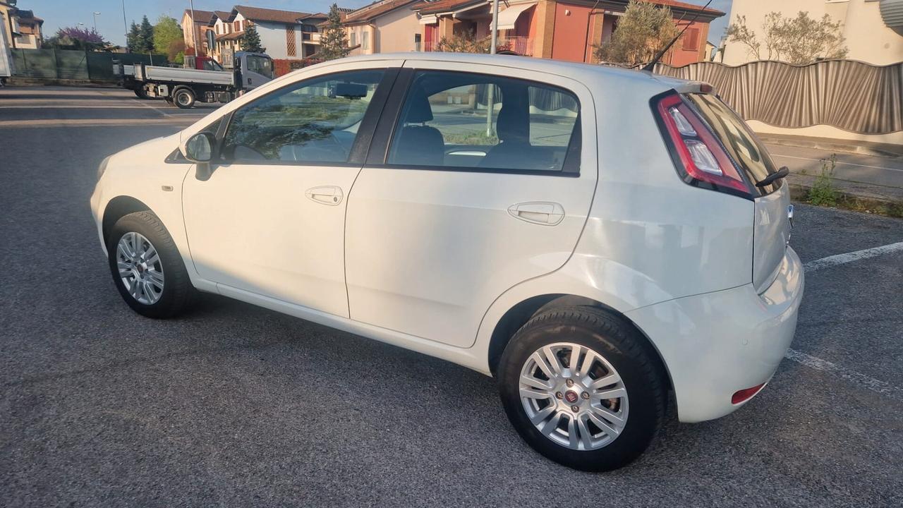 Fiat Punto 1.4 8V 5 porte Natural Power Street