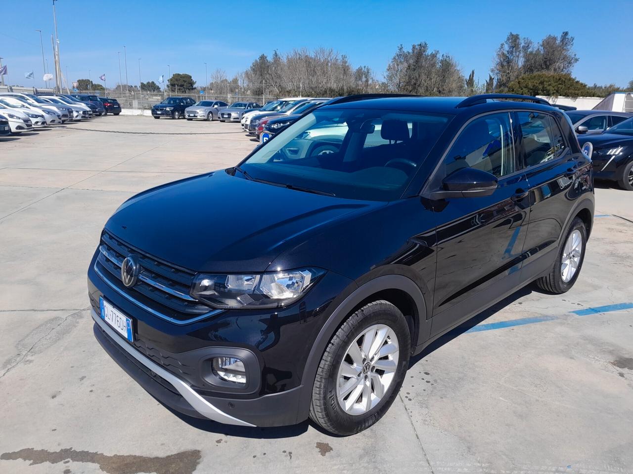 VOLKSWAGEN T-CROSS STYLE 1.0 BENZINA 95CV NEOPATENTATI