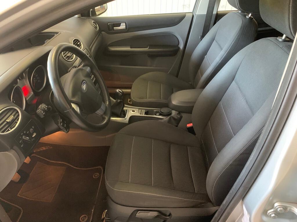 Focus SW 1.6 tdci Titanium 90cv distribuzione fatta
