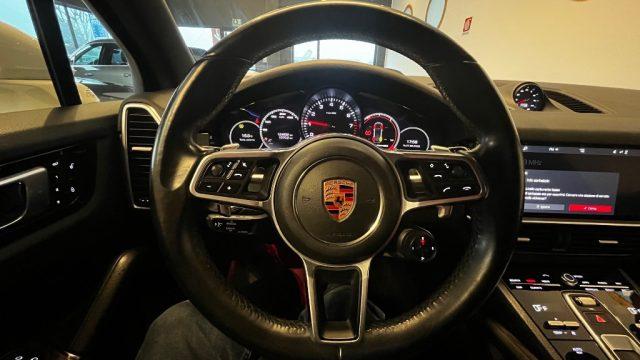 PORSCHE Cayenne 3.0 V6