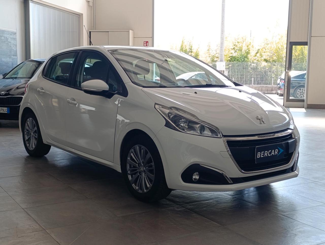 Peugeot 208 5 Porte 208 5p 1.2 puretech Active 82cv
