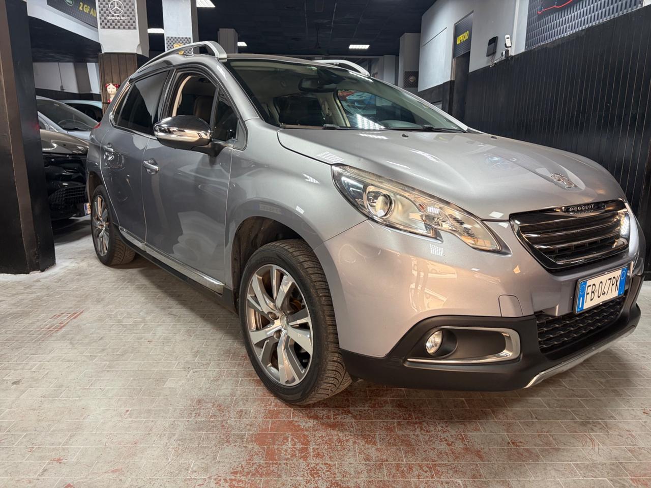 Peugeot 2008 BlueHDi 100 Allure