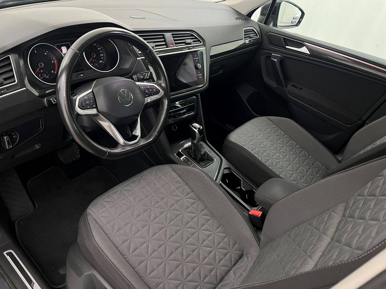VOLKSWAGEN Tiguan II 2021 Tiguan 2.0 tdi Life 150cv dsg