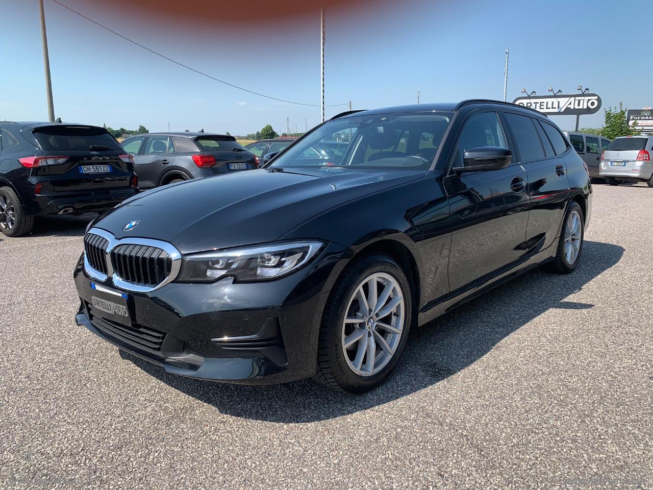 BMW 318d 48V Touring Business Advantage