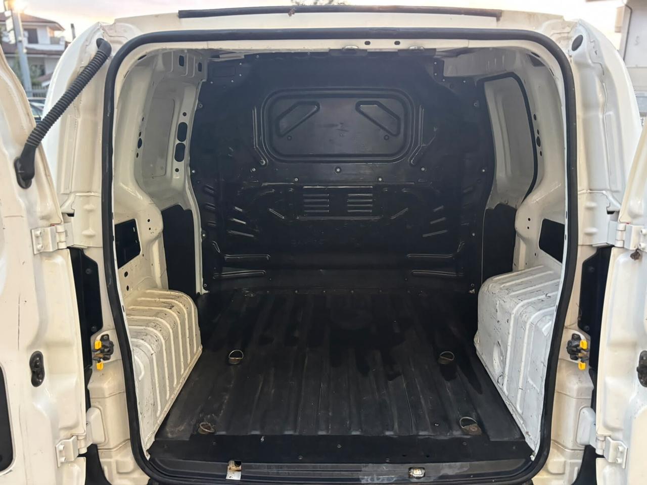Fiat Fiorino 1.3 MJT 95CV Cargo SX N1