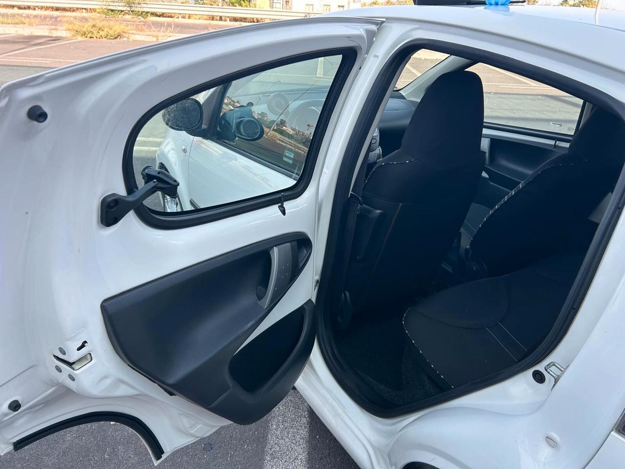 CITROËN C1 1.0 BENZINA – 5 PORTE – SOLO 75.000 KM – CONDIZIONI DA VETRINA!