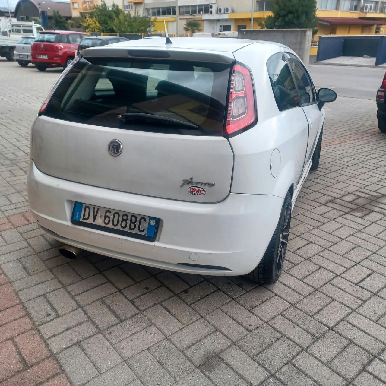 NEOPATENTATI BUONO STATO G. PUNTO 1.3 MJTD