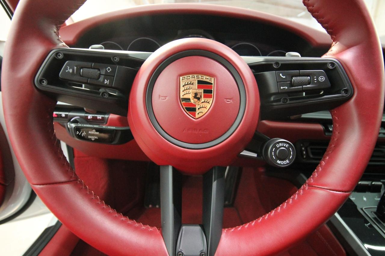 PORSCHE CARRERA 911 CABRIO