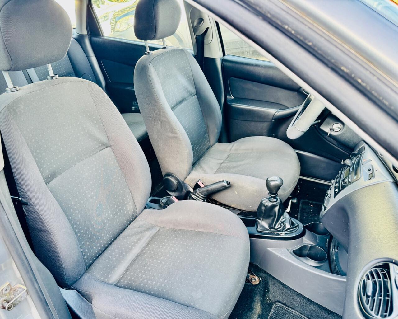 Ford Focus 1.8 TDCi (100CV) cat 5p.