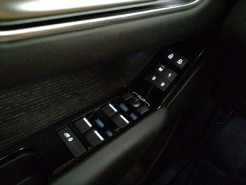Land Rover Range Rover Velar Range Rover Velar 2.0d i4 mhev S 4wd 204cv auto
