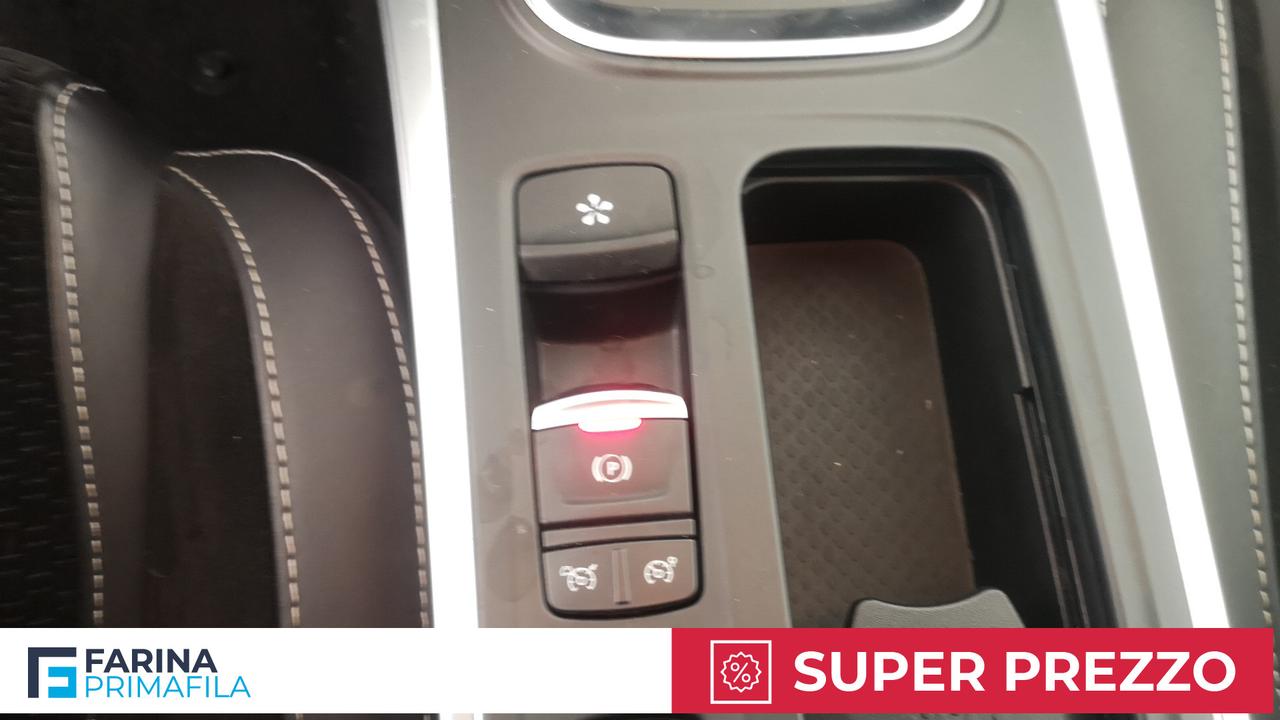 RENAULT Megane IV - Megane Grand Coupe 1.3 tce Executive 140cv fap