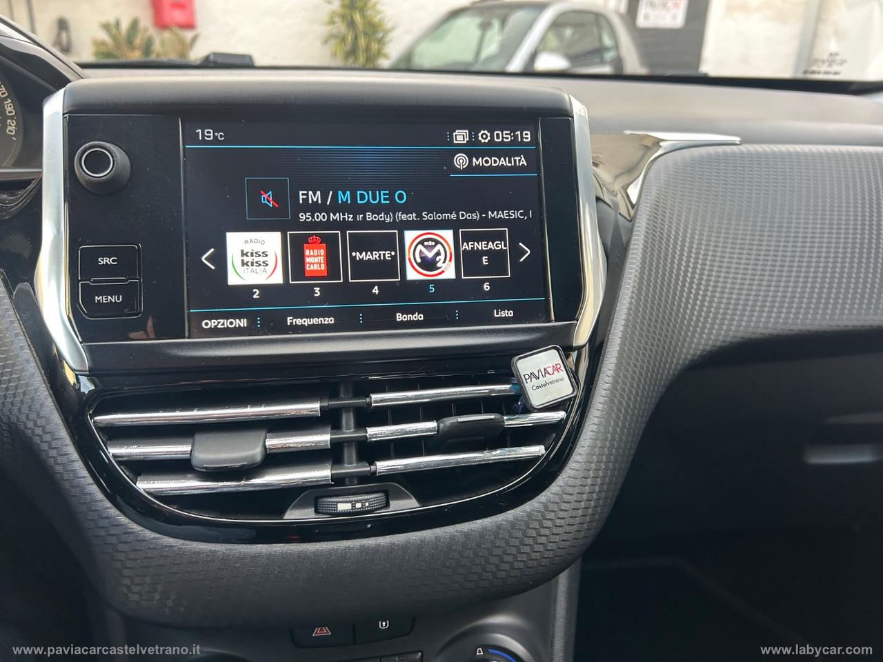 PEUGEOT 2008 BlueHDi 75 Active