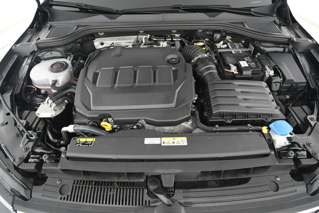 VOLKSWAGEN Golf 2.0 tdi Life 115cv dsg ACC+LED+NEOPATENTATI