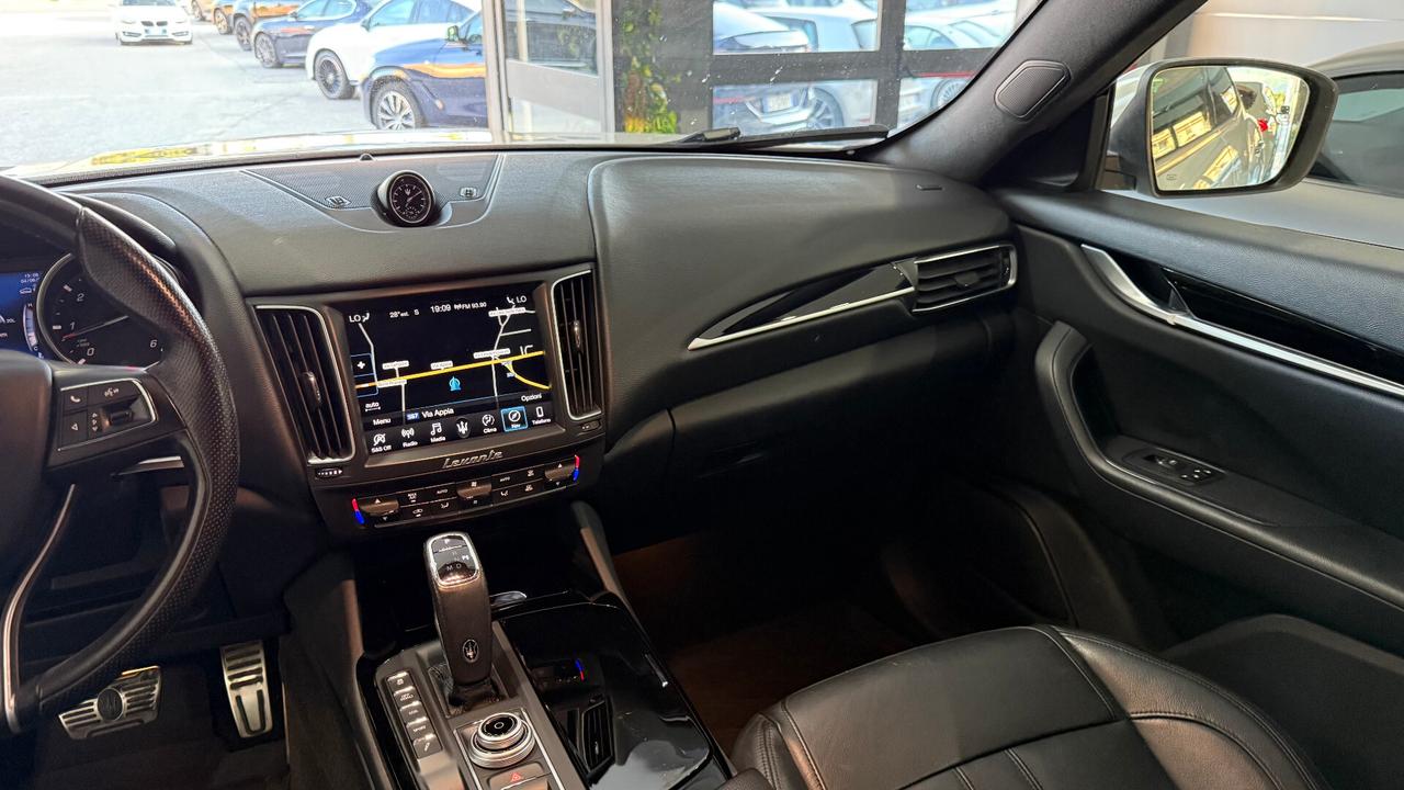 Maserati Levante V6 Gransport