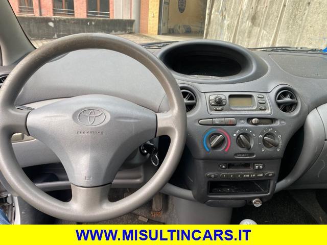 TOYOTA Yaris 1.0i 16V cat 3 porte