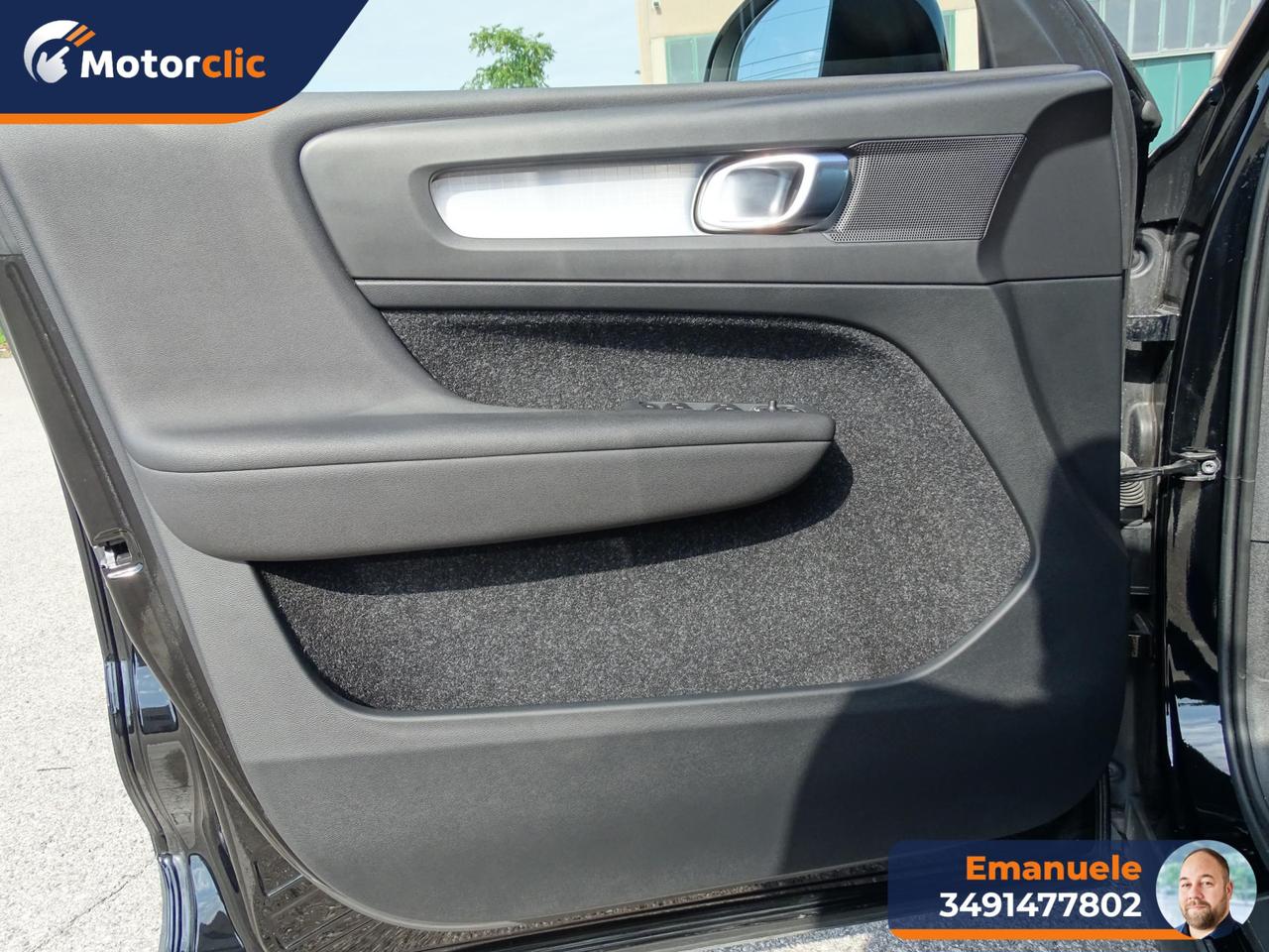 Volvo XC40 1.5 t3 Momentum 163cv my21