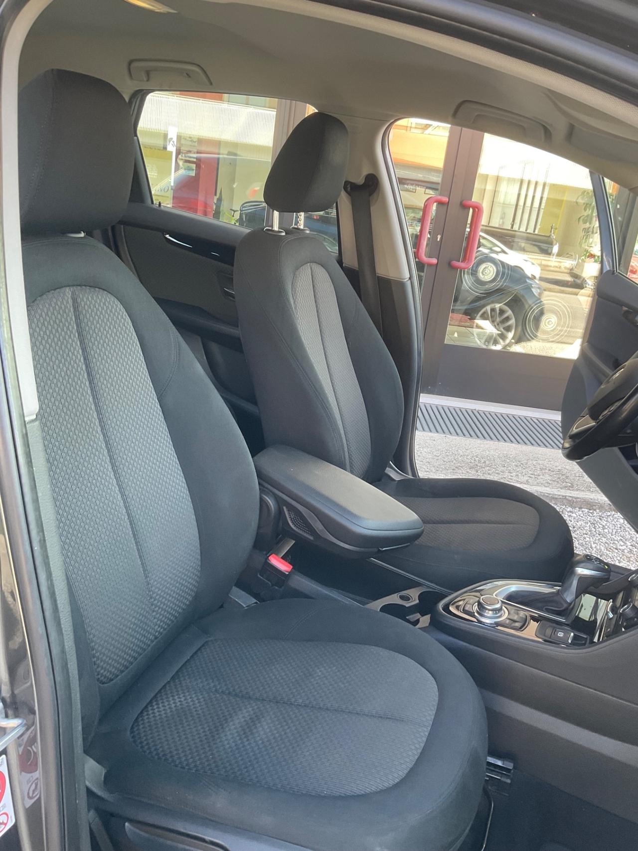 Bmw 2er Active Tourer 218d Luxury