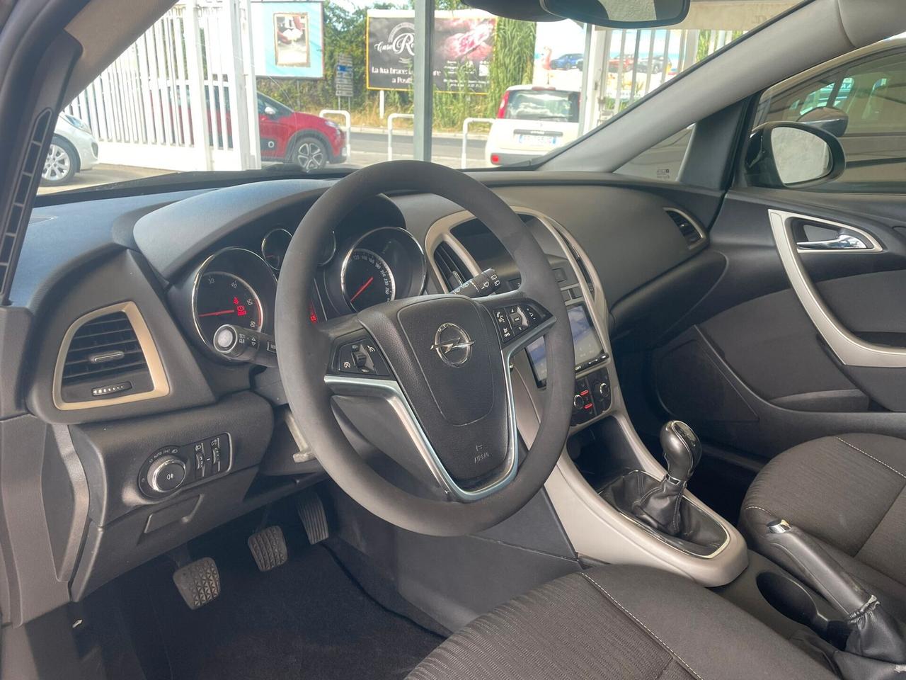 Opel Astra 1.7 CDTI 110CV Sports Tourer Cosmo