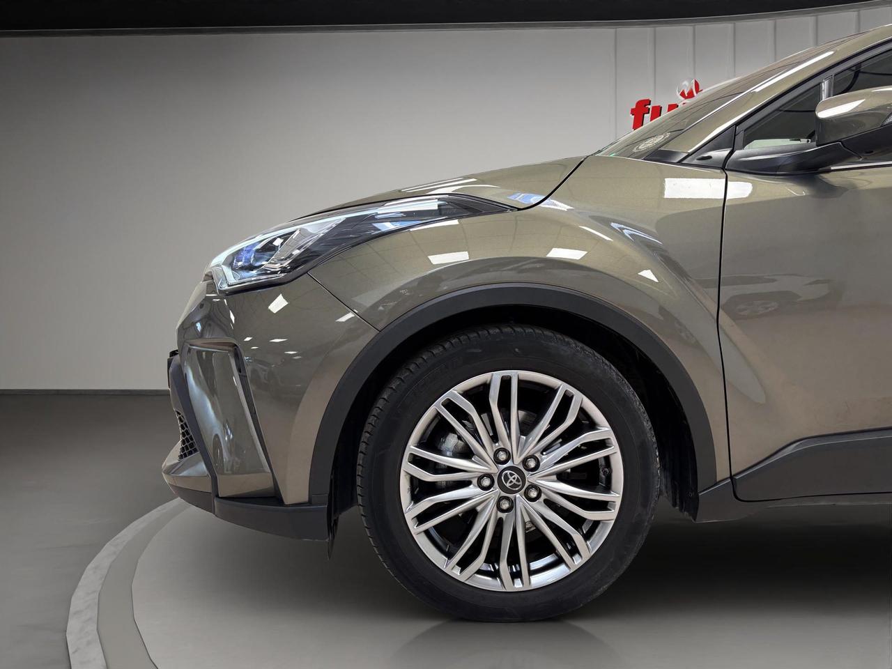 Toyota C-HR 1.8h Lounge e-cvt